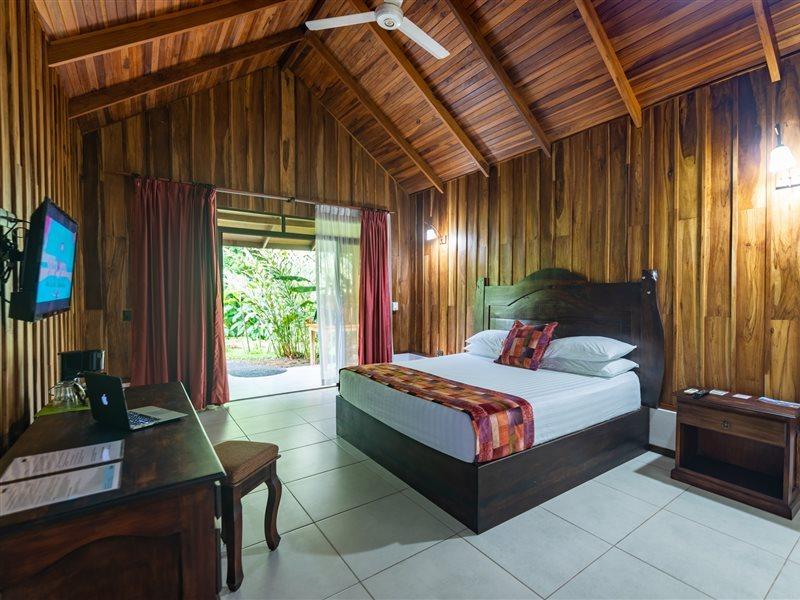 Arenal History Inn La Fortuna Eksteriør billede